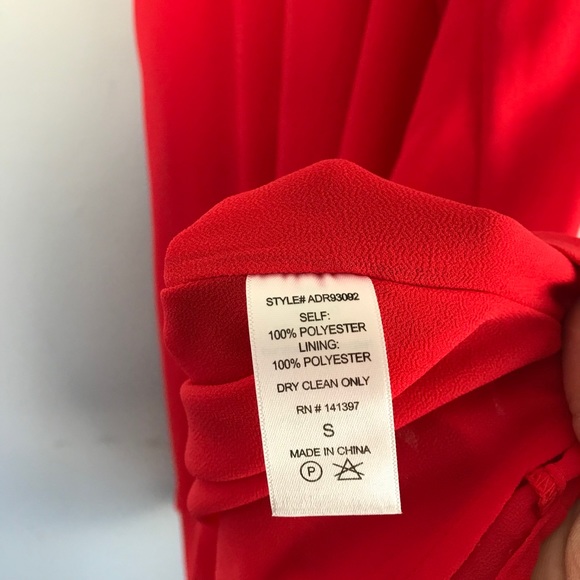 Astr The Label High Neck Shift Dress Red Sleeveless Rayon Knee Length Sz S - Picture 6 of 9